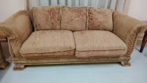 طقم كنب 7 مقاعد للبيع