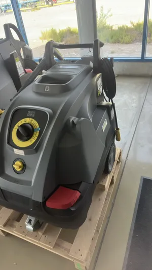 Karcher machine  مكينة كارشر ضغط ماء عالي ماء حار ماء بارد