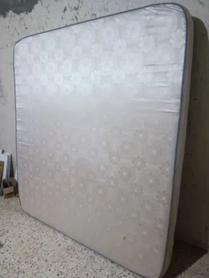 فراش جوزي بحاله ممتازه جدا