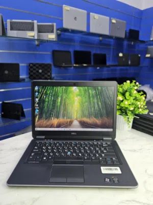 Dell Latitude E7440 Processor Core i5 4TH Generation 8GB Ram 256 GB Storage 14-inch screen size