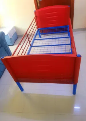 للبيع سرير