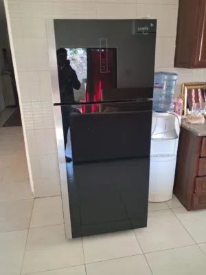 ثلاجه للبيع
