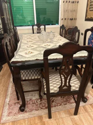 8 كراسي طاوله ،دلسور،فضية