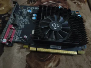 كرت شاشه Amd hd 6670 2gd