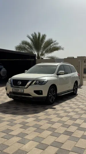 نيسان باثفندر خليجي 2018 للبيع