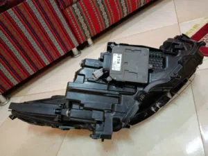 ليت led هايلندر يسار 2022 مع الكمبيوتر