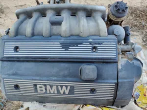 محرك BMW528بمغدياته كامل