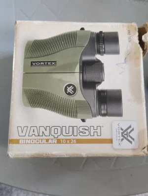 منظار نوع Vortex vanquish 10*26 بحالة الوكالة