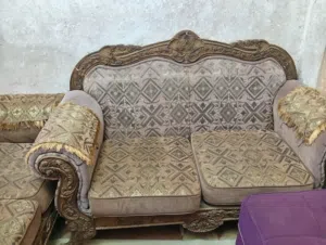 طقمين كنب للبيع