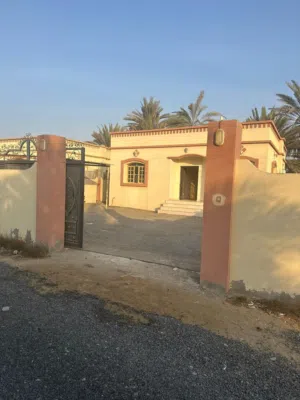 220 m2 4 Bedrooms Townhouse for Sale in Al Batinah Shinas