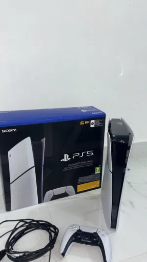 للبيع بلاستيشن 5 سلم دجتل شبه جديد