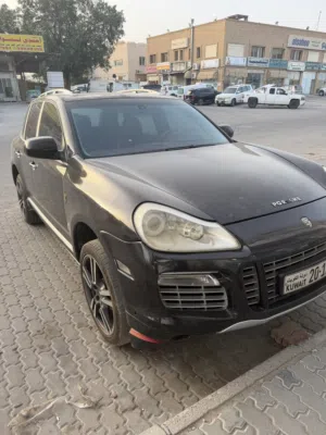 للبيع بورش كايين (Porsche Cayenne) موديل 2008 - حالة ممتازة - للبيع السريع بسعر لقطة