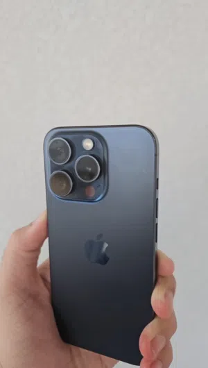 Apple iPhone 15 Pro 128 GB in Al Batinah