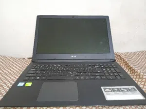 لابتوب ايسر i7  جيل ثامن