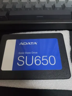 للبيع 1TB SSD