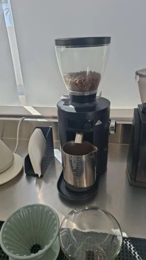 مكاين كوفي شوب للبيع