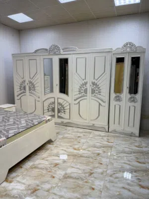 نجارة عراقية بتصميم تركي حديث، وتُصنف ضمن الدرجة الاقتصادية التي تجمع بين المظهر الفخم والسعر المناس