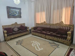 كنب جميل و فخم