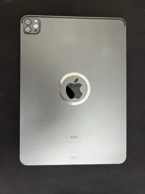 Ipad pro m1. ايباد برو m1 حاله ممتازه11انش يشغل 120 فريم