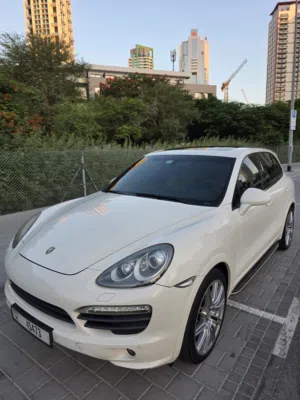 Porsche cayenne S 2012 V8 Brown interior