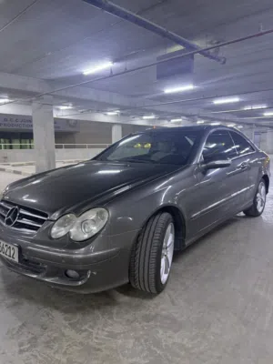 للبيع CLK200 موديل 2008