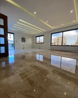 جلي وتلميع الرخام البلاط المزاييك والصبه الاسمنتيه والبازلت السيراميك الباركيه