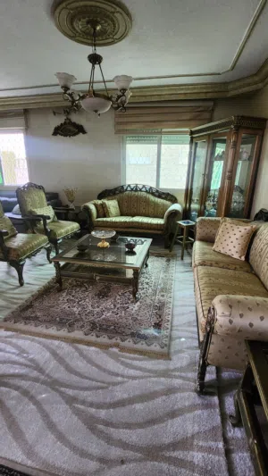 اثاث غرفة ضيوف