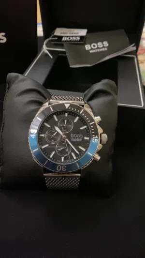 BOSS ocean edition ساعة