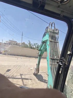 حفارهKOMATSU