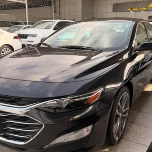 معرض الزاد لتجارة السيارات يقدم   للبيع ماليبو 2023 LT بسعر مناسب جداً  كلين يتوفر بيع او مراوس