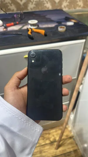 Apple iPhone XR 128 GB in Al Dhahirah