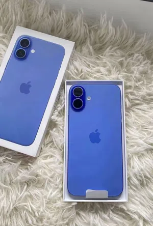 سلام عليكم ايفون 16بلس نقال المعرف لا يعرف جداً نضيف ذاكره 128بطاريه 98