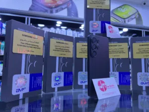 Samsung S26 Ultra ( 256 / 1 Tera ) متوفر الان داخل محلات ليما موبايل سامسونج الجديد كليا فقط لدينا