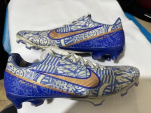 حذاء كرة قدم Nike Air Zoom أصلي -Nike Air Zoom Shoes - Condition Original Vietnamese