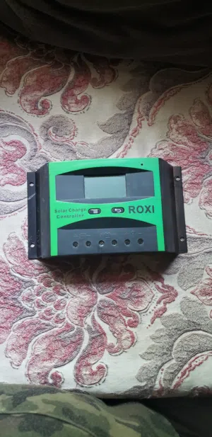 منظم شحن الطاقة الشمسية ROXI (عررررررطه )