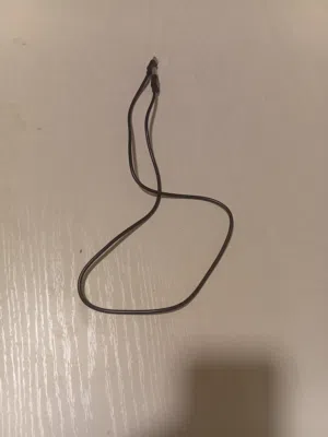 شاحن مع عضمة