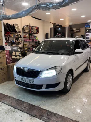 سكودا فابيا 2012 جير عادي مطور 1600 اصل عمومي