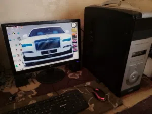 جهاز كمبيوتر للبيع انظر الوصف