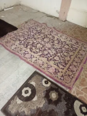 زل نظيف بحاله جيده