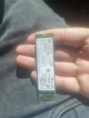 تخزين الssd للابتوب m.2 512  اصلي فكك نوع سكاي هاينكس