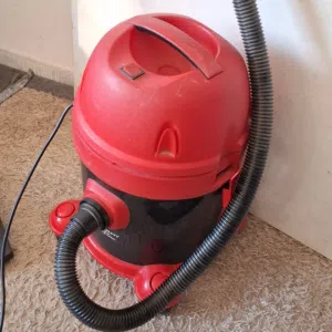 مكنسه كهربائيه للبيع