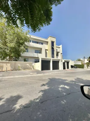 Flat for rent in alhail north /شقق للايجار في الحيل الشمالية.