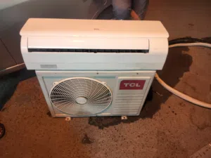 1.5ton split AC for sale good condition good working with fixing exchange offer