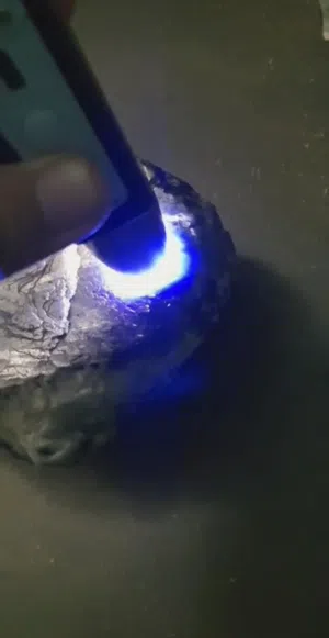 Rough Blue sapphire gemstones origin Afghanistan and high quality of gems for jewellery sets.