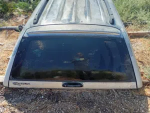 غرفة الفا الاصلية بحاجه لدهان فقط