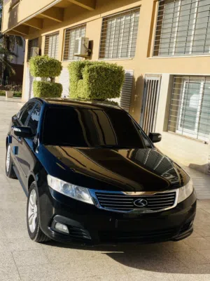 Used Kia Lotze in Tripoli