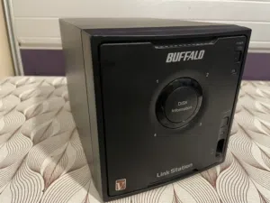 جهاز تخزين عن طريق الشبكه