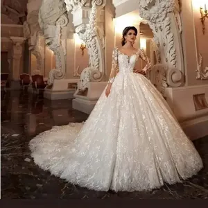 فستان ابيض للعروس