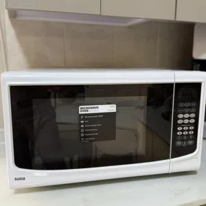 ميكرويف Sona مع شواية – EM45LWGK بحالة ممتازة Sona Oven with Grill – EM45LWGK