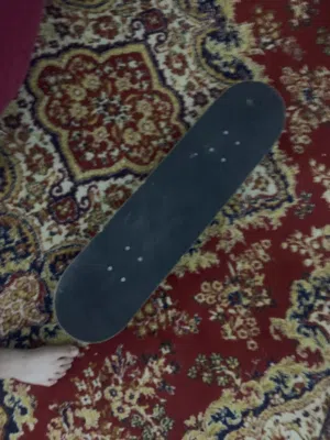 عصا بيس بول لوسيل. + سكيت بورد امريكي اصلي